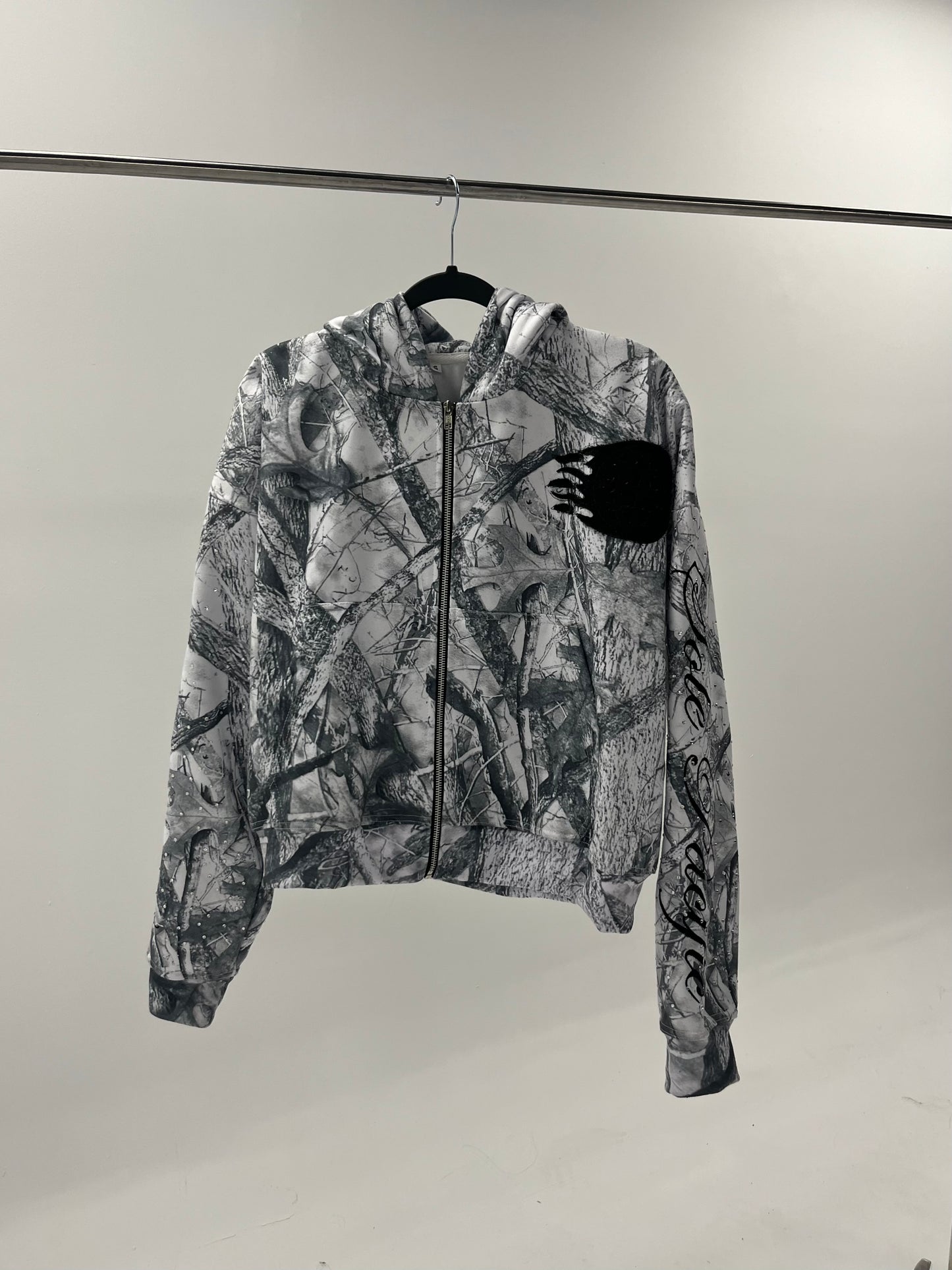 Tundra ‘Cursive’ Sweatpant