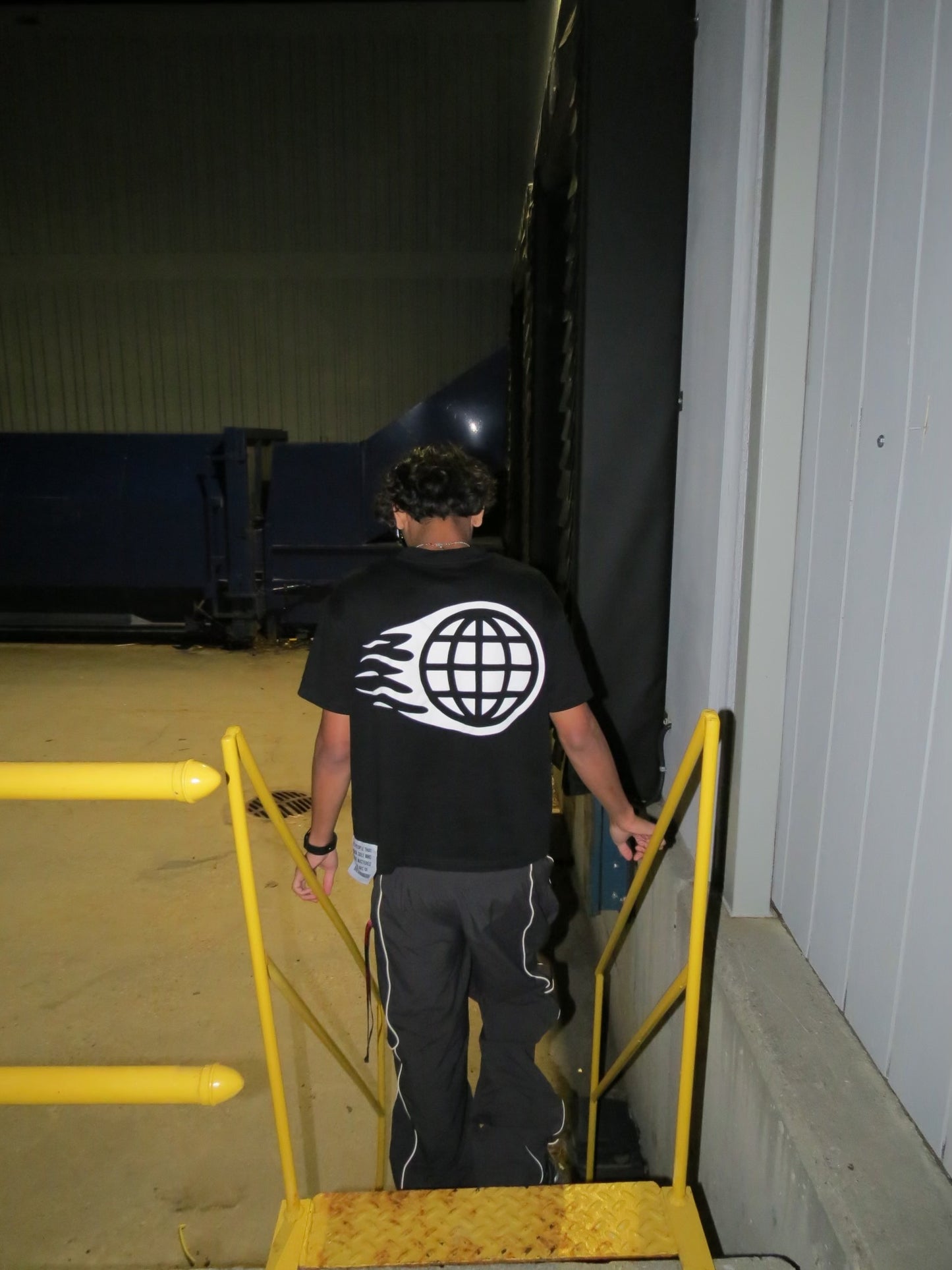 Breadwinner Tee 'Noir'