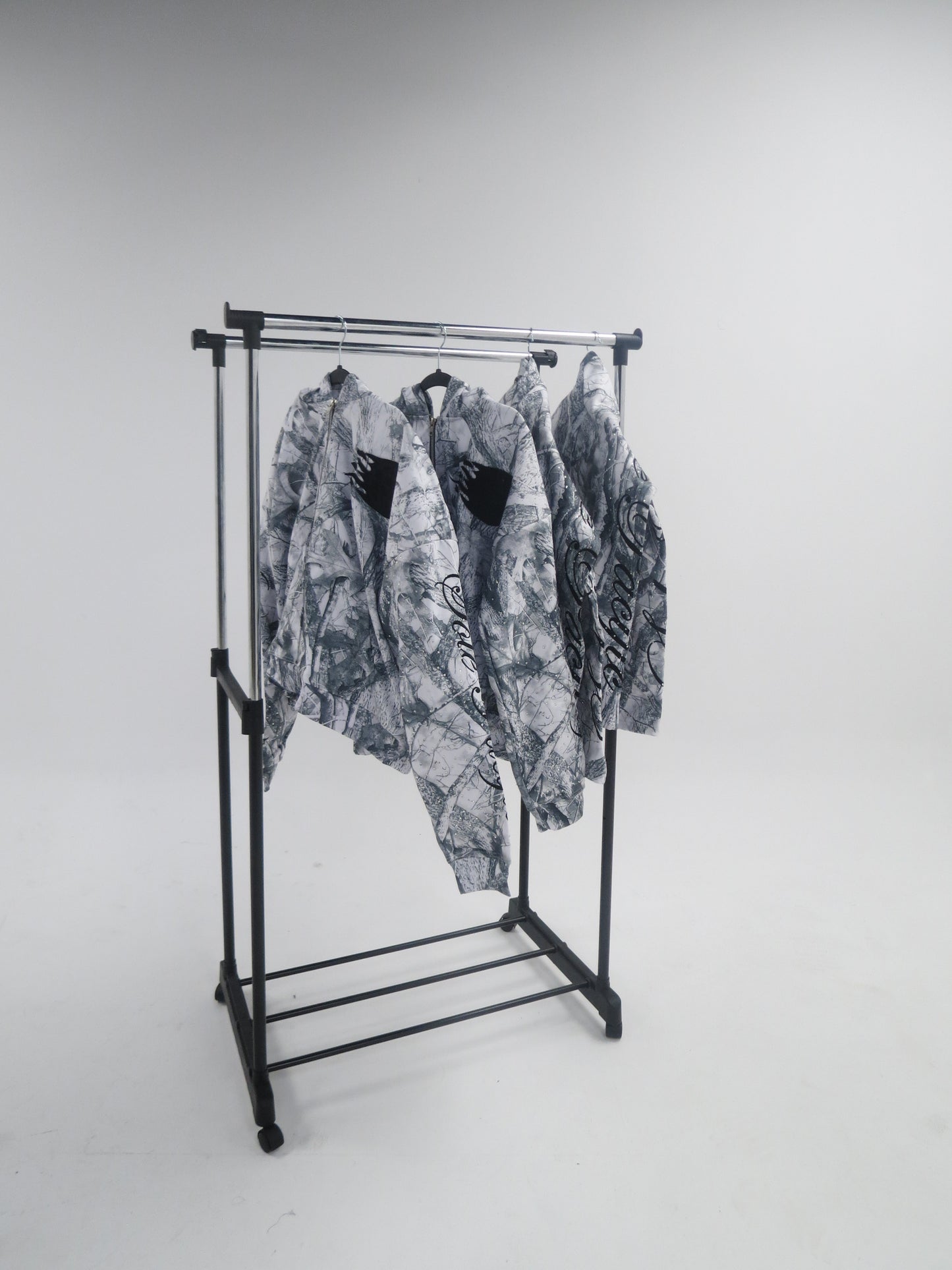 Tundra ‘Cursive’ Sweatpant