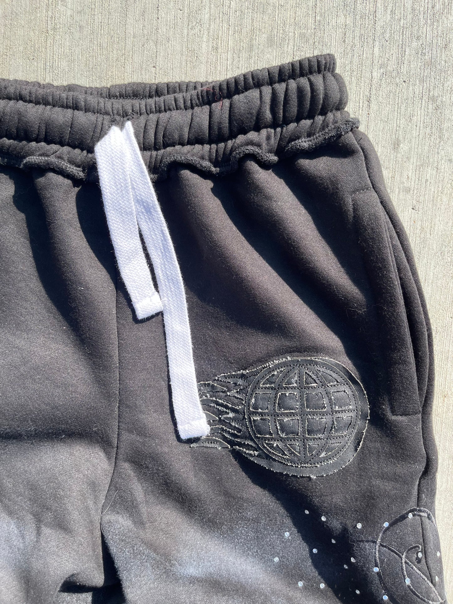 Onyx “Cursive” Sweatpant